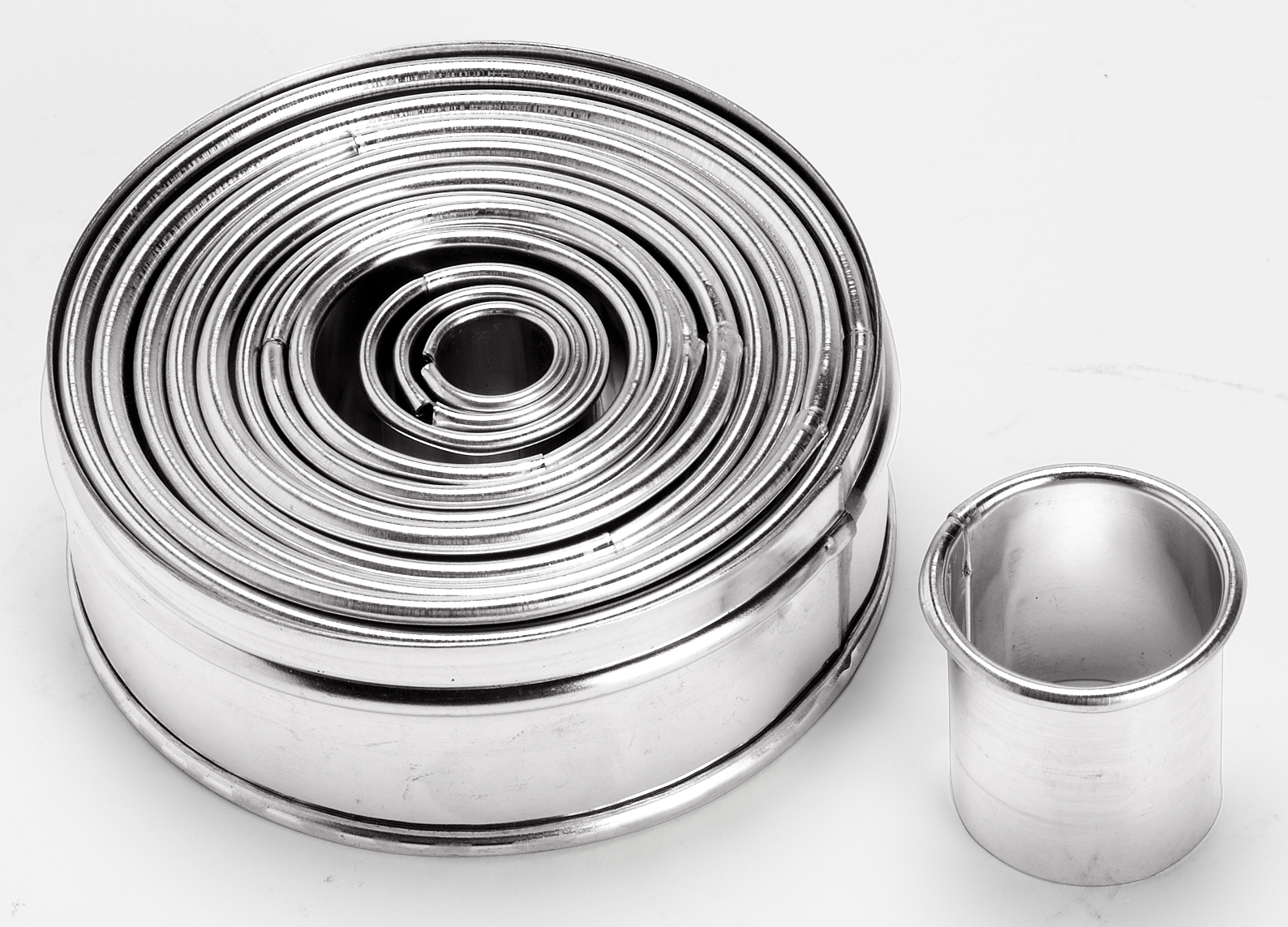 Utstickare rund slät Ø14-85mm 12st