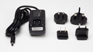 Batteriladdare 24V inkl. 4 adapter